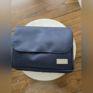 United Global First Navy Travel Kit